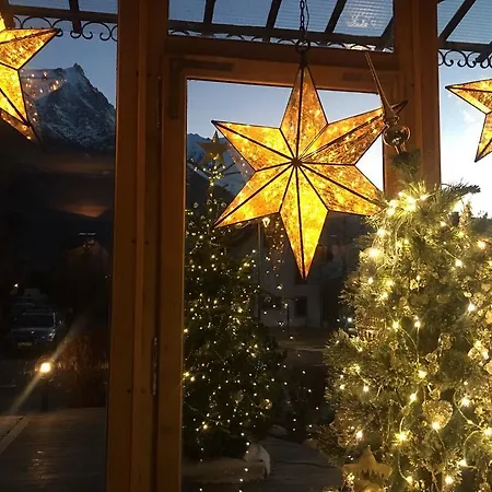 Eden Hotel, Apartments&chalet 3*