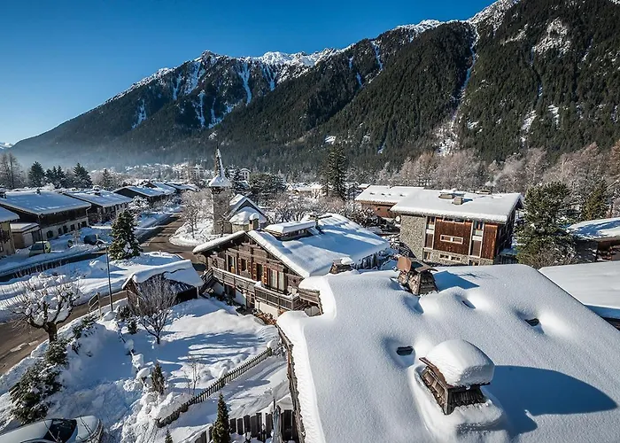 Eden Hotel, And Les Praz 3*