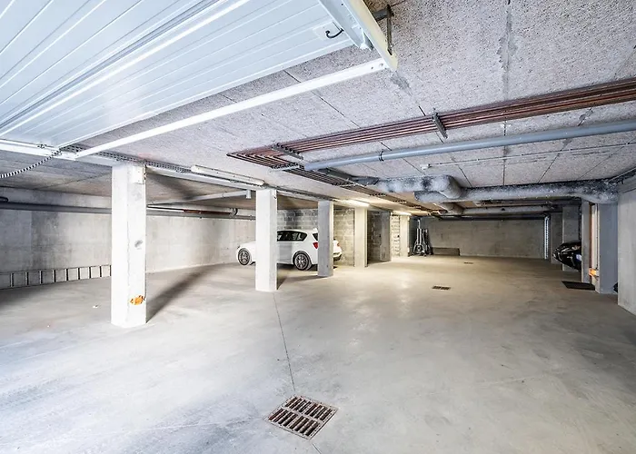 Eden Hotel, And Les Praz Otel