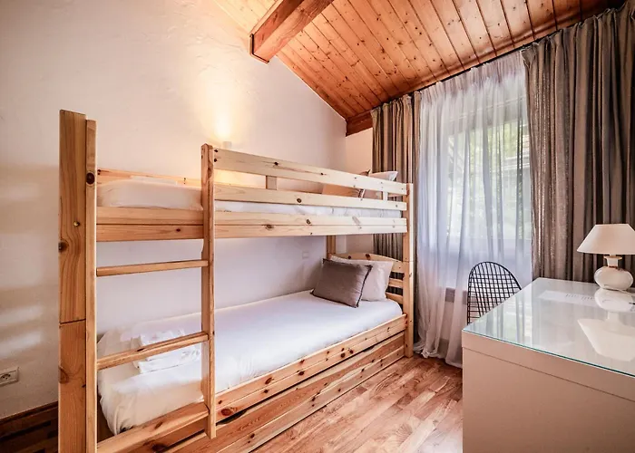 Eden Hotel, And Les Praz 호텔