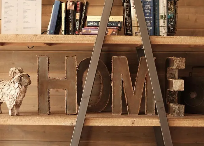 Eden Hotel, And Les Praz