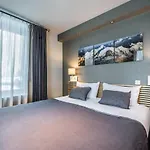 Eden Hotel, And Les Praz Chamonix