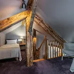 Eden Hotel, And Les Praz 3*