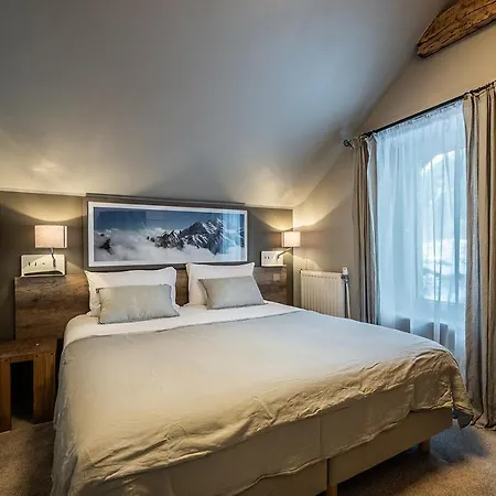 Eden Hotel, And Les Praz Chamonix