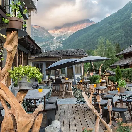 Eden Hotel, And Les Praz Hotel