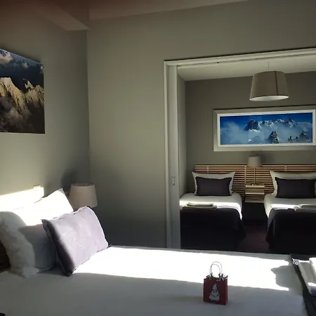 Eden Hotel, And Les Praz Hotell