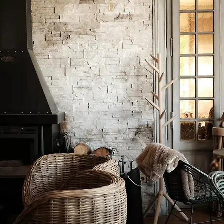 Eden Hotel, And Les Praz 3* شامونكس