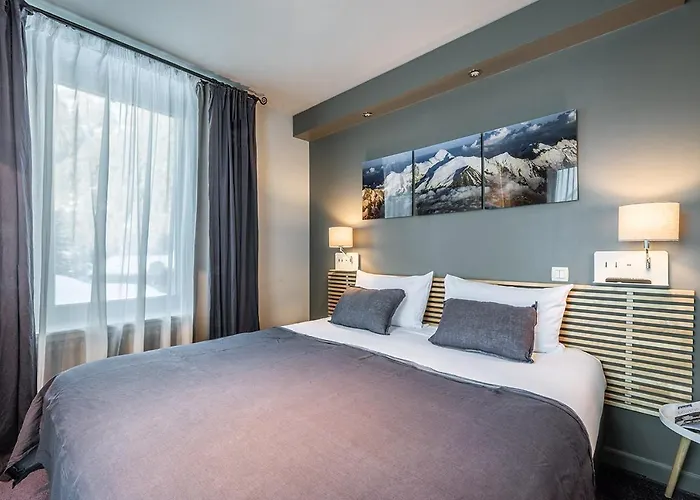 Eden Hotel, And Les Praz Chamonix