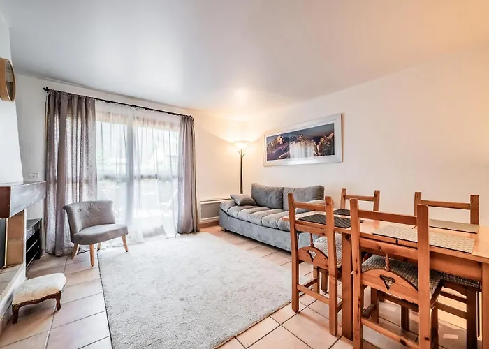 Eden Hotel, And Les Praz 3*