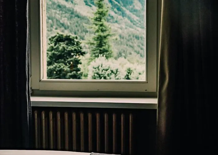 Eden Hotel, And Les Praz 3* Chamonix