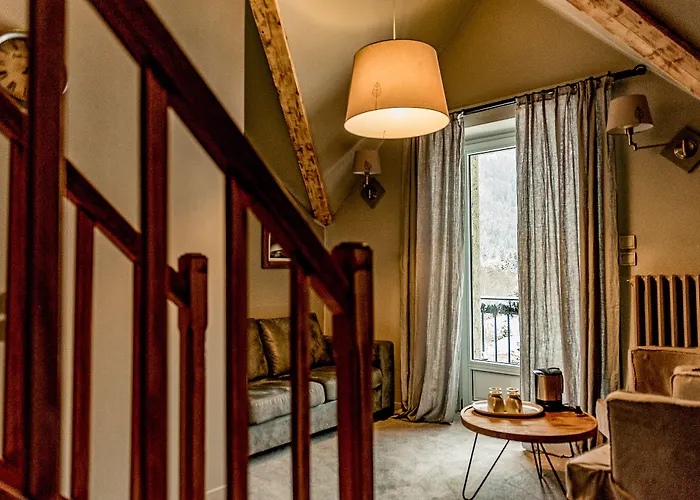 Eden Hotel, And Les Praz 3* שאמוני