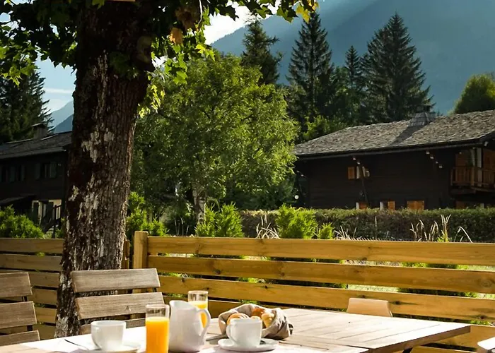 Eden Hotel, And Les Praz