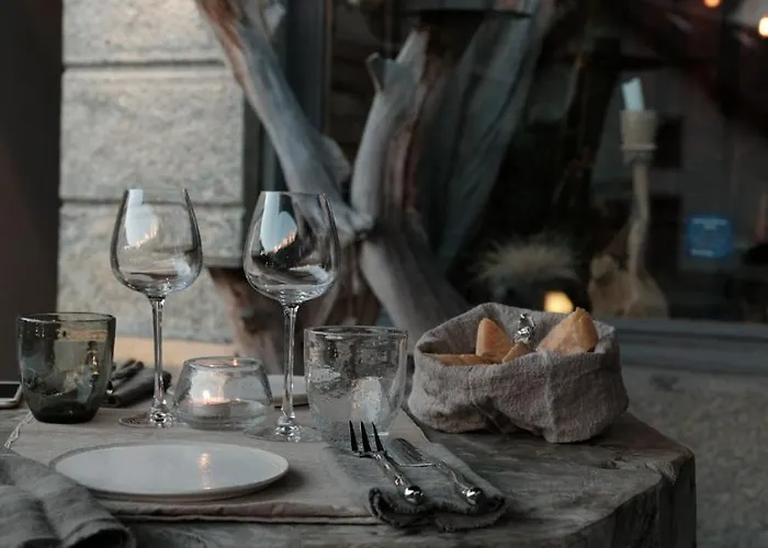 Eden Hotel, And Les Praz 3*