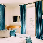Hotel Eden Hotel, And Les Praz Chamonix