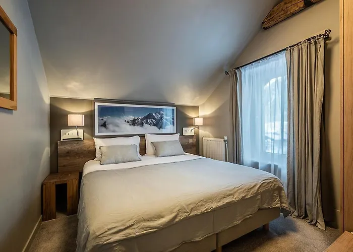 Eden Hotel, And Les Praz Chamonix