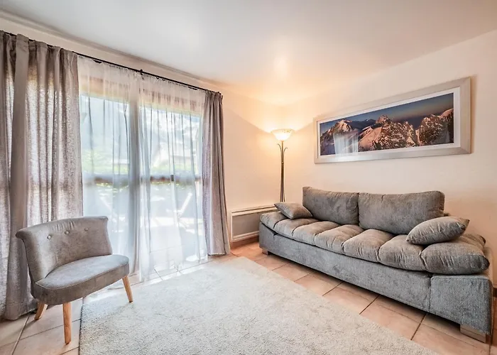 Eden Hotel, And Les Praz